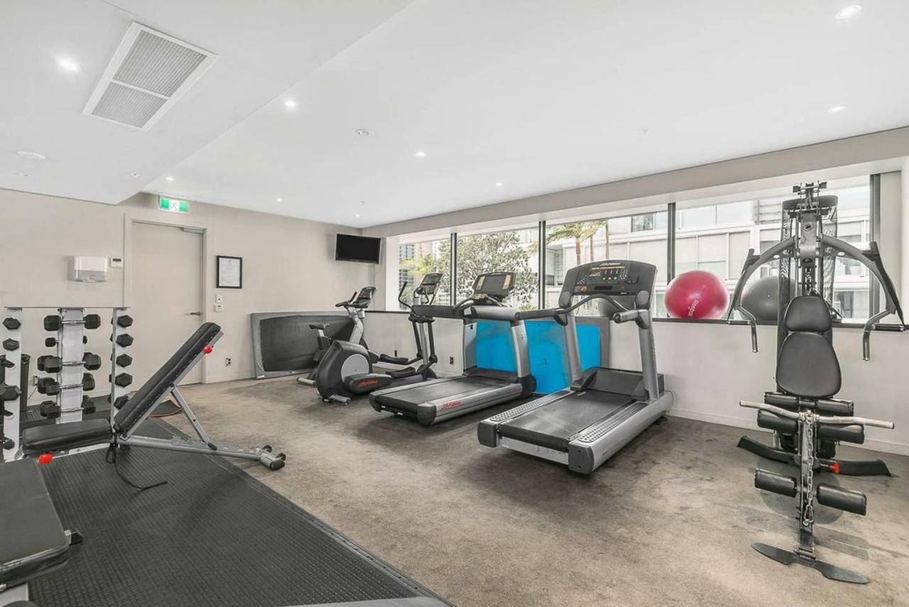 Two Bedroom Apartment - Pool, Gym & Free Parking! Auckland Exterior photo