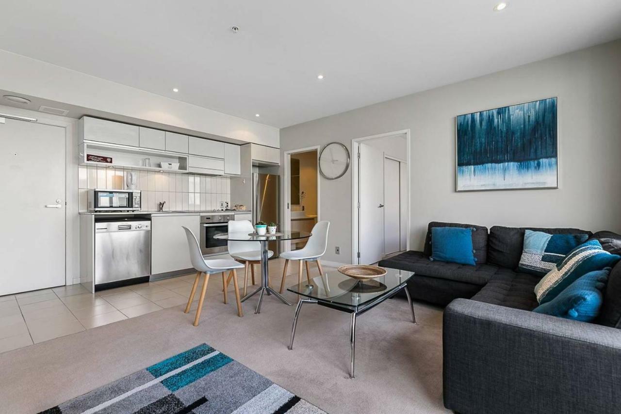 Two Bedroom Apartment - Pool, Gym & Free Parking! Auckland Exterior photo